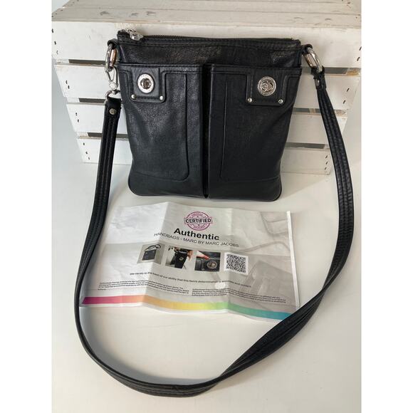 MARC BY MARC JACOBS SMALL BLACK LEATHER WOMENS CROSSBODY BAG - Picture 2 of 16
